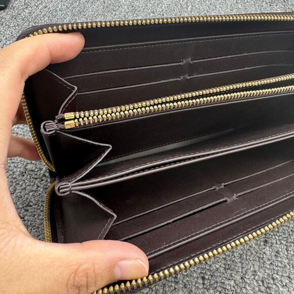 Louis Vuitton Vernis Leather Zippy Wallet 199-082225 - Picture 9 of 11
